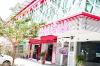 Hotel Kamelia Hôtels à : Kepala Batas