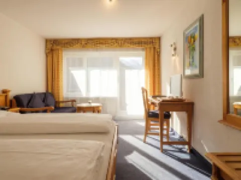 วาลลิเซอร์โฮฟ โรงแรมในTasch