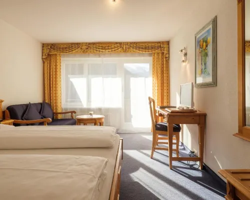 Walliserhof Hotels in Tasch