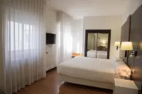 Hotel Delta Hotels in Tudela
