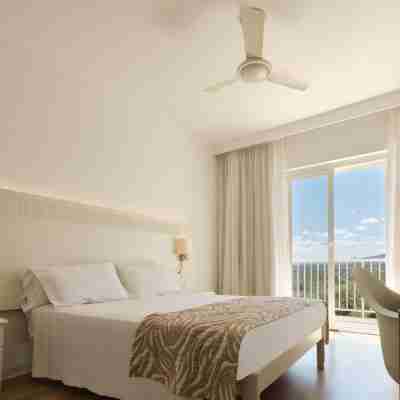 Hotel Castell Dels Hams Rooms