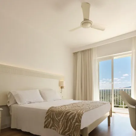 Hotel Castell Dels Hams
