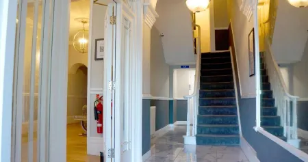 The Pier Hotel Отели рядом с достопримечательностью «Nigel Greaves Gallery»