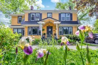 The Stella Rose B&B فنادق في Wolfville
