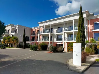 Adonis la Baule