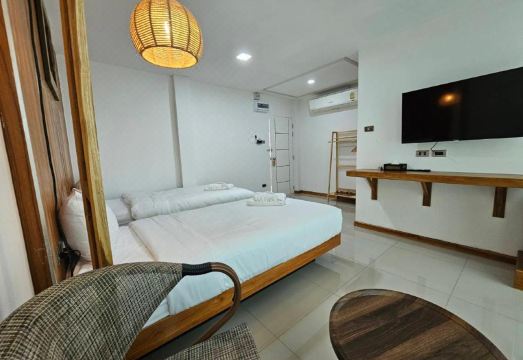 Madugu Service Apartment 외관