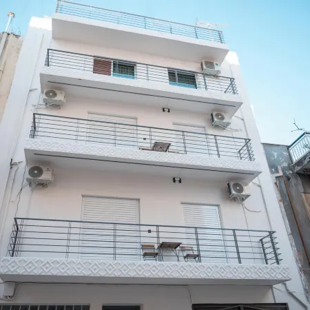 Grec Maison Piraeus by GrecCollection