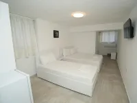 Enles Hotel Hotels in Durres