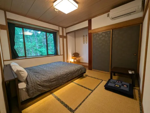 White Tree Lodge Madarao Tangram