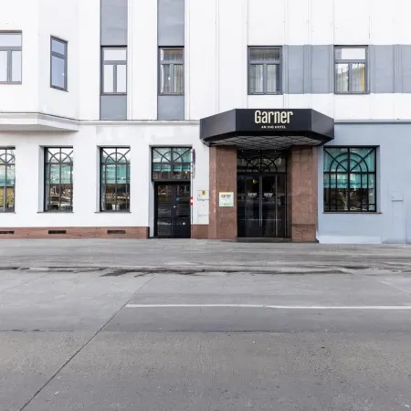 Garner Hotel Vienna by IHG Отели рядом с достопримечательностью «Железнодорожная станция Реннвег»