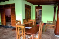 Llt Tourist Inn and Safari Jeep - Spa
