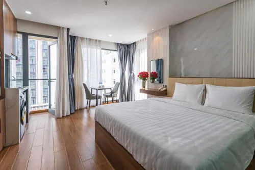 Amora Hotel Nha Trang - Beach