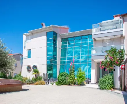 Adrion Aparthotel Các khách sạn ở 