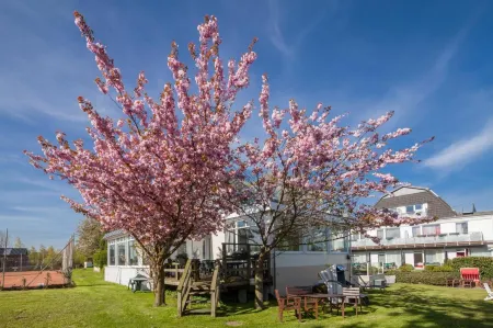 HofHotel Krähenberg Отели в г. Даме