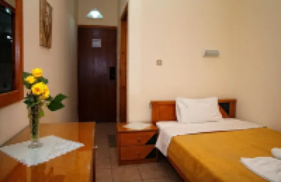 Nicolas Hotel