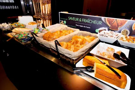 Campanile Reims Sud - Bezannes Отели в г. Саси