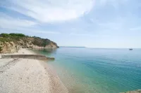 Pier House