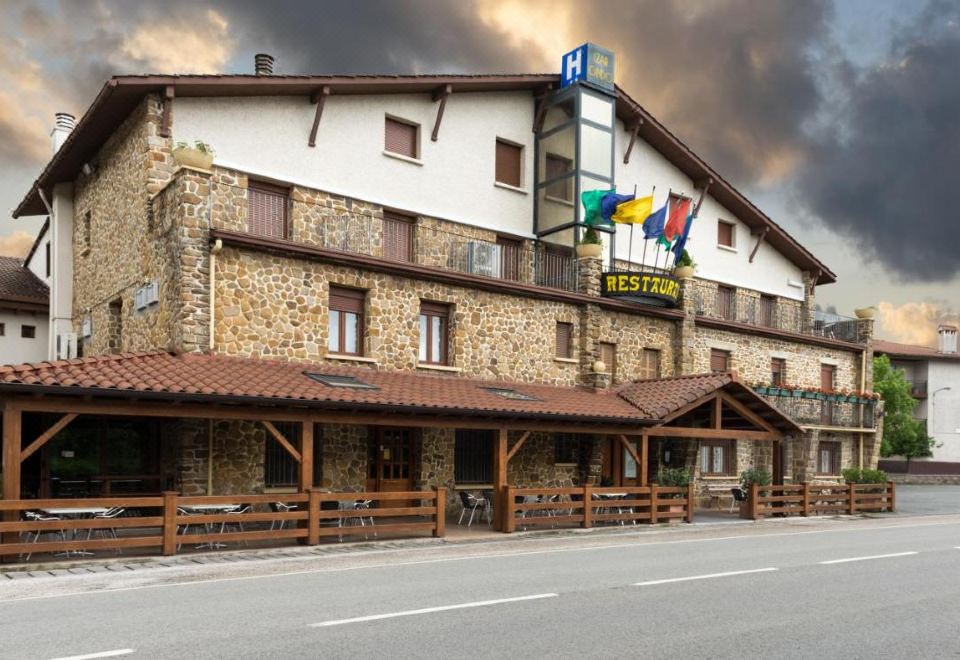 hotel overview picture