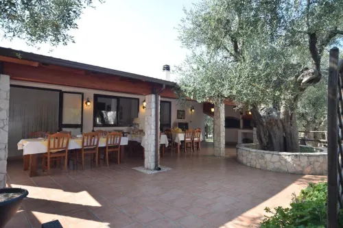 Borgo Cerasa - Bed and Breakfasts