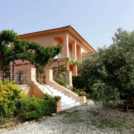 Eleonas Hotel