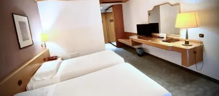 Hotel Ca' Brugnera Отели рядом с достопримечательностью «Piazza del Popolo»