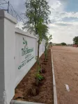 The Botanical Gardens - parking