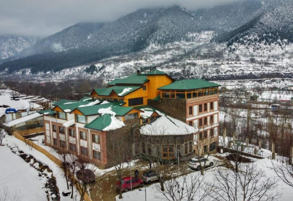 hotel overview picture