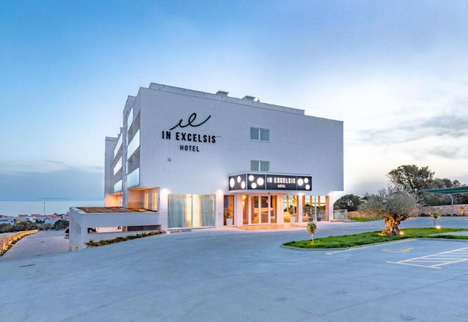 Hotel in Excelsis, Exterior, Hotel Exterior