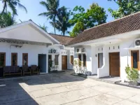 Hansa Guest House Pacitan Hotels in Pacitan