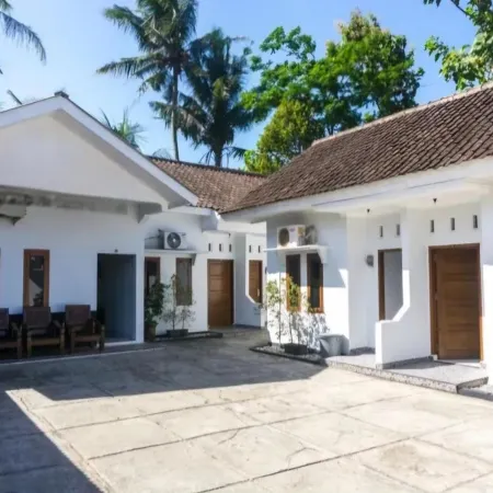 Hansa Guest House Pacitan