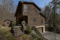 Creekside Mountain by AvantStay Private Sauna