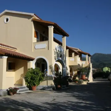 Feeloxenia Corfu Apartments