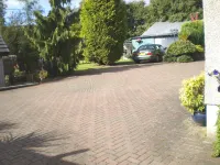 Shawlee Cottage Hotels in Airdrie