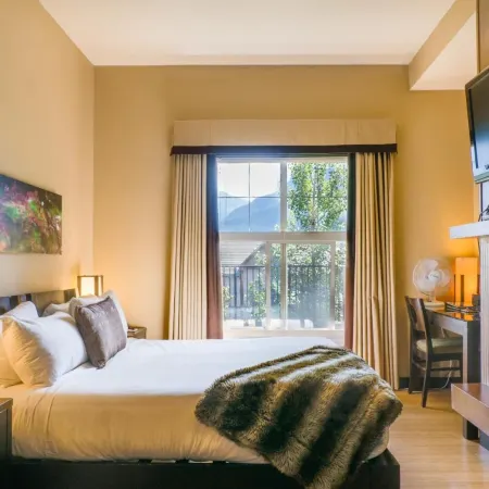Silver Creek Lodge