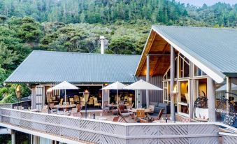 Grand Mercure Puka Park Resort