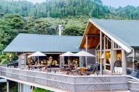 Grand Mercure Puka Park Resort Hotels in Pauanui