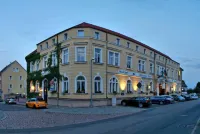 Hotel Schwarzes Ross Siebenlehn Отели в г. Хайнихен