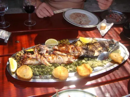 Lulak Studio Apartments Отели рядом с достопримечательностью «FKK»