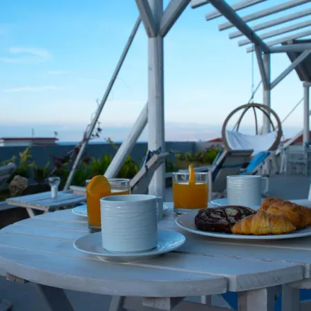 Derveni Luxury Apartments