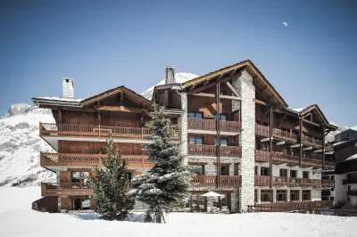 Hotel Altitude Hotels near Snowberry Slopeside