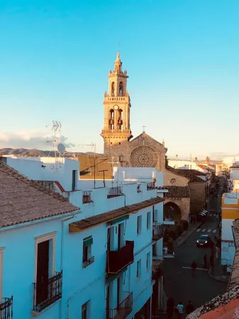 Casa de Los Espejos Отели рядом с достопримечательностью «Murallas del Castillo de la Judería»