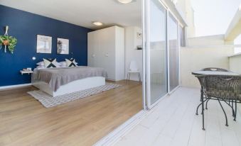 Ben Yehuda Rooftop Apartments