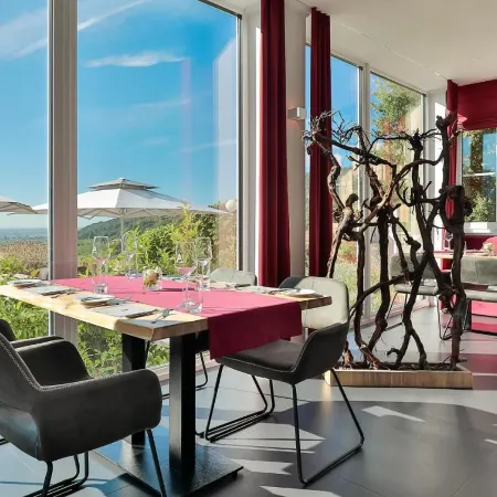 Arens Hotel 327Mnn