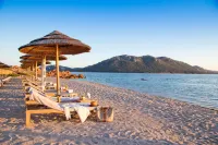 La Plage Casadelmar Hotels in Lecci