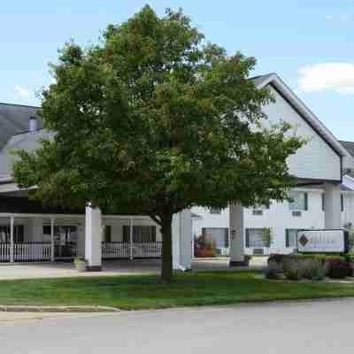 ノースフィールド イン スイーツ & カンファレンス センター Hotel Exterior