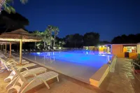 Hotel Solara - Pools