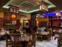 Hotel Lee Garden Near to Blue Flag Beach 500 Mtrs - breakfast
