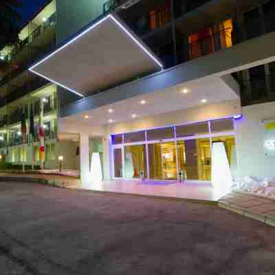 馬達拉公園飯店 Hotel Exterior