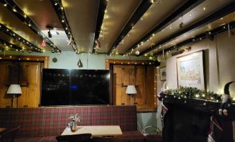 The Manifold Inn Hotel
