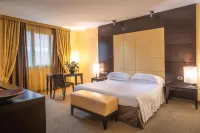 Hotel Airone